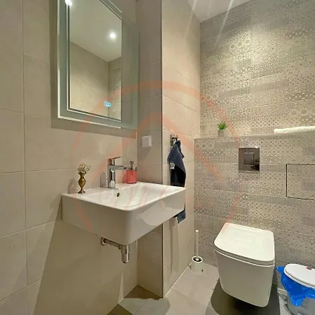 Luxury Downtown Dream Parking Apartment Varna
