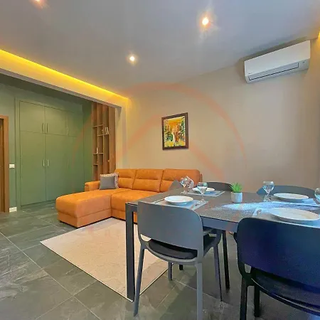 Luxury Downtown Dream Parking Apartament